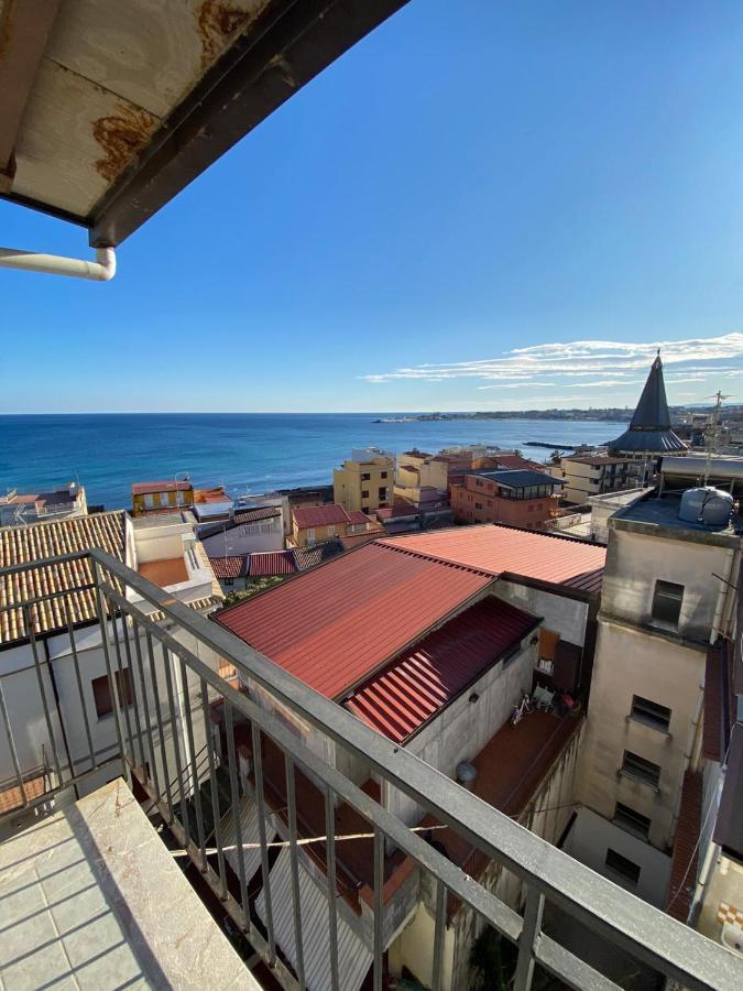 Nick & Santo'S Holiday Homes B&B Giardini Naxos Exterior foto