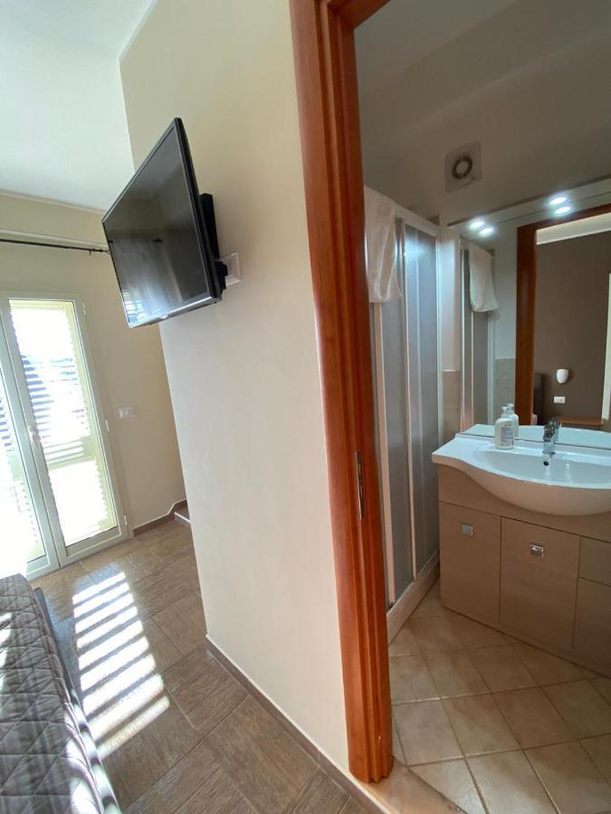 Nick & Santo'S Holiday Homes B&B Giardini Naxos Exterior foto